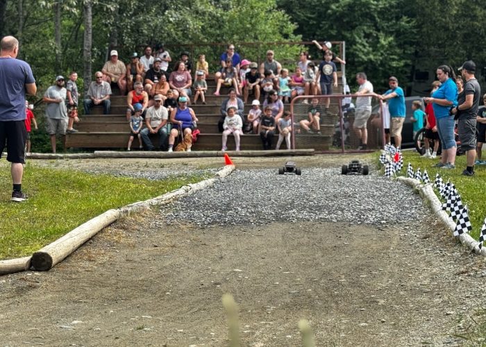 Course d'autos - Camping Aventure Mégantic