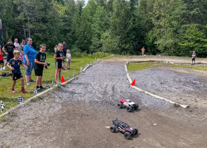 Course d'autos - Camping Aventure Mégantic