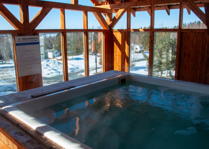 SPA Couvert hiver - Camping Aventure Mégantic