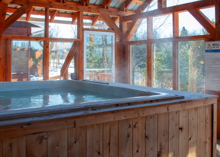 SPA Couvert hiver - Camping Aventure Mégantic