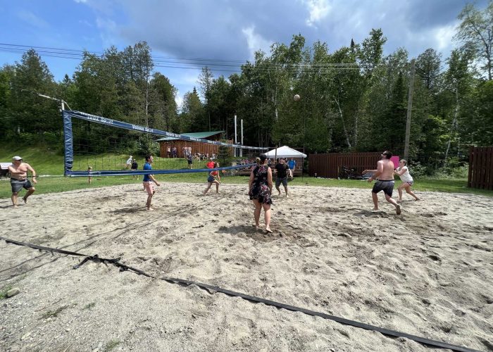 Volleyball - Camping Aventure Mégantic