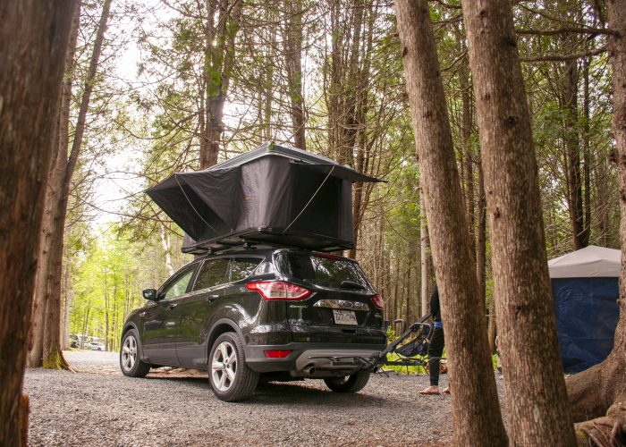 Emplacement 2 services pour tente - Camping Aventure Mégantic